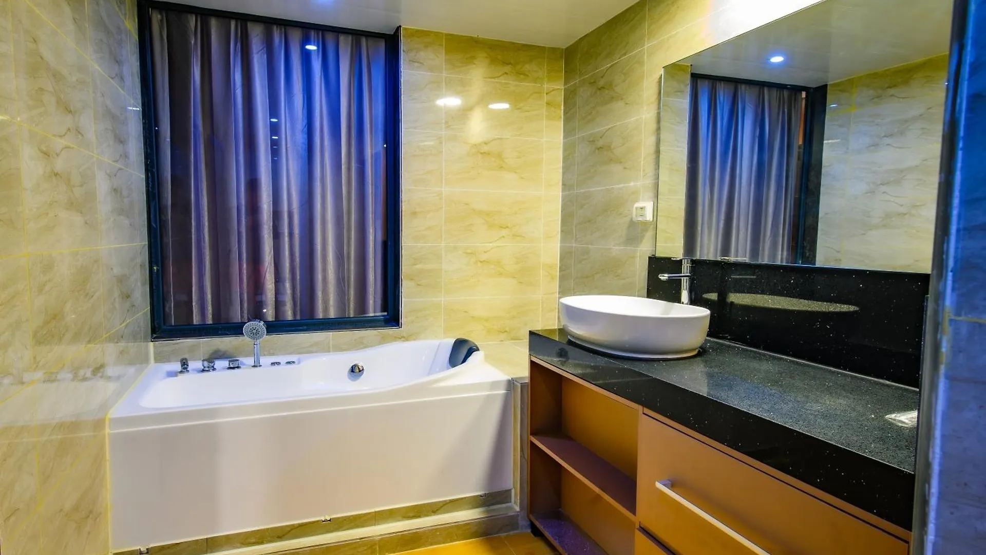 Hotel Seoul Clark Field